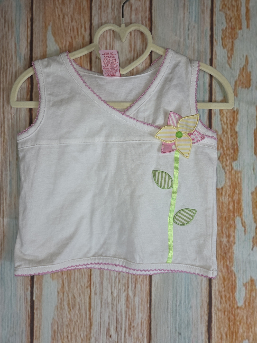 Copper Key 2 Piece Set White Tank Top & Pants w/Pink Trim & Multicolor Flower.